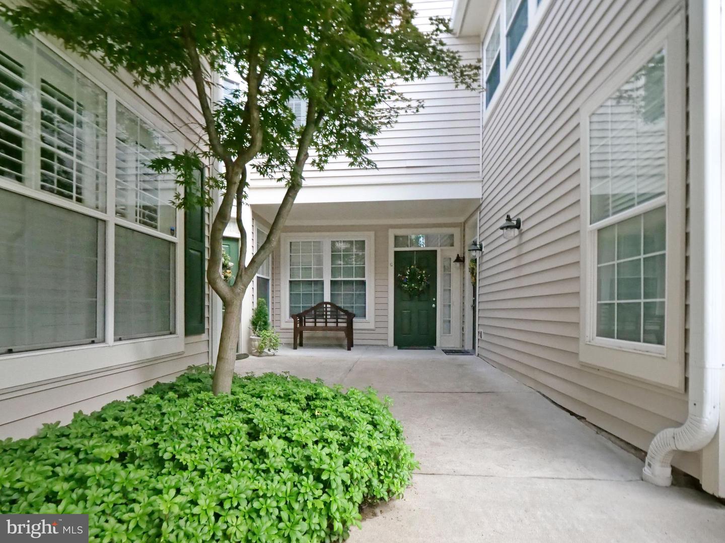 1307-H Windleaf Drive #192, Reston
