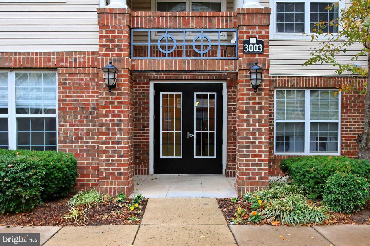 3003 Nicosh Circle #3410, Falls Church