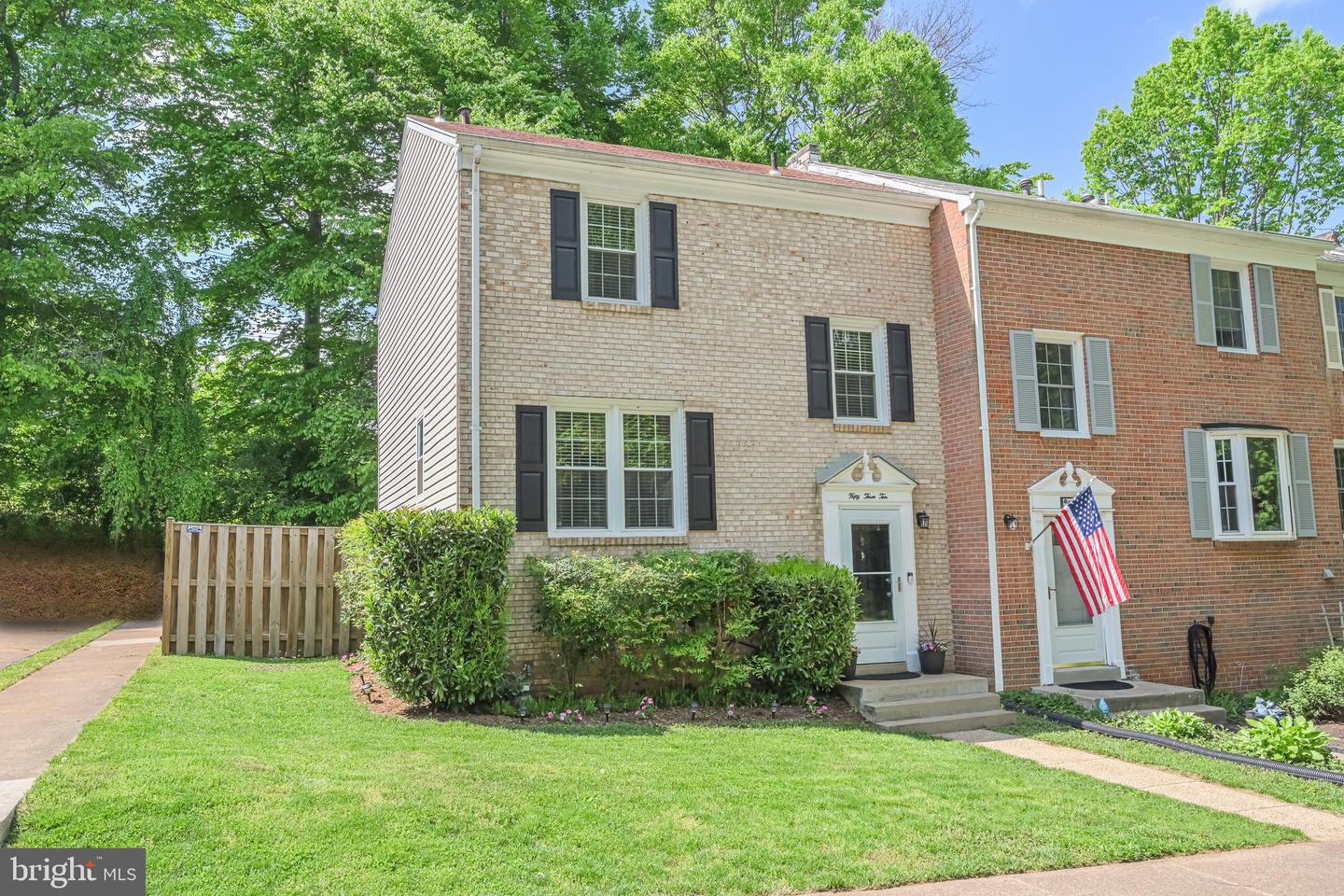 5310 Danbury Forest Drive, Springfield