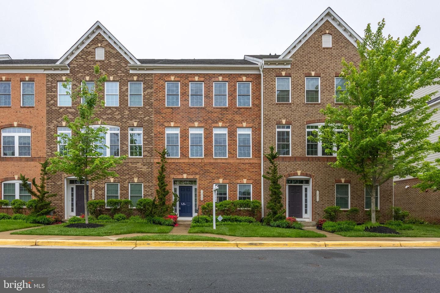 13709 Neil Armstrong Avenue, Herndon