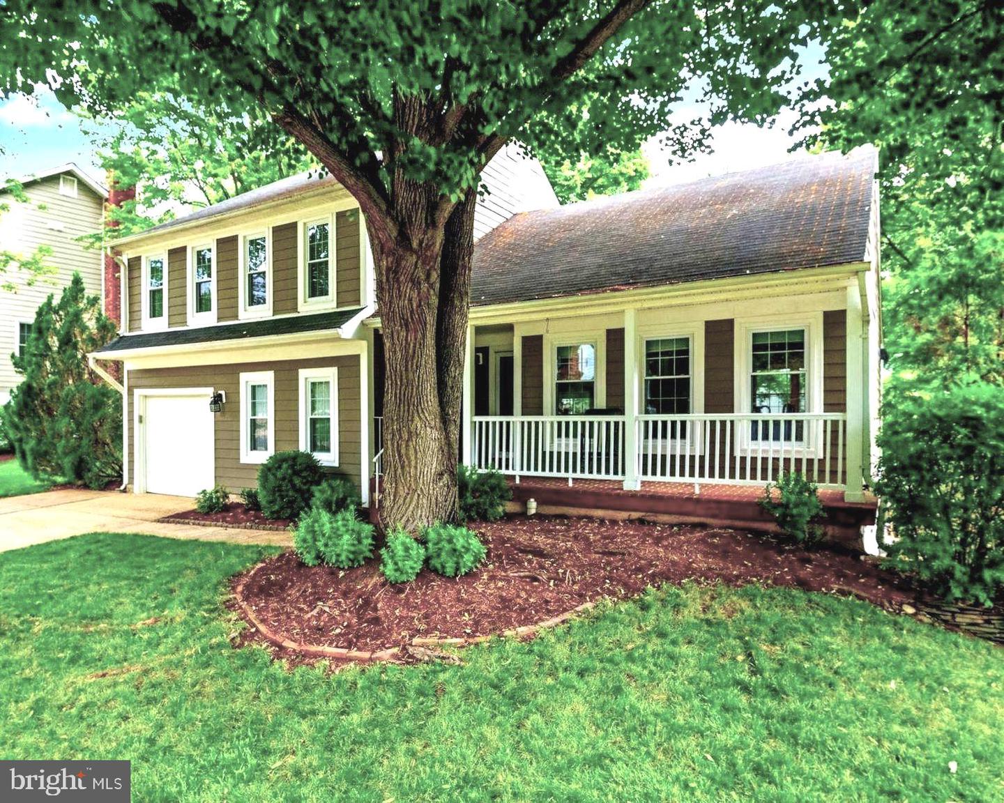 6211 Gentle Lane, Alexandria