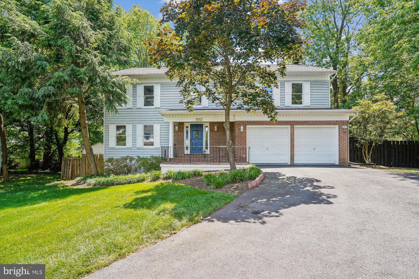1013 Crestview Drive, Herndon