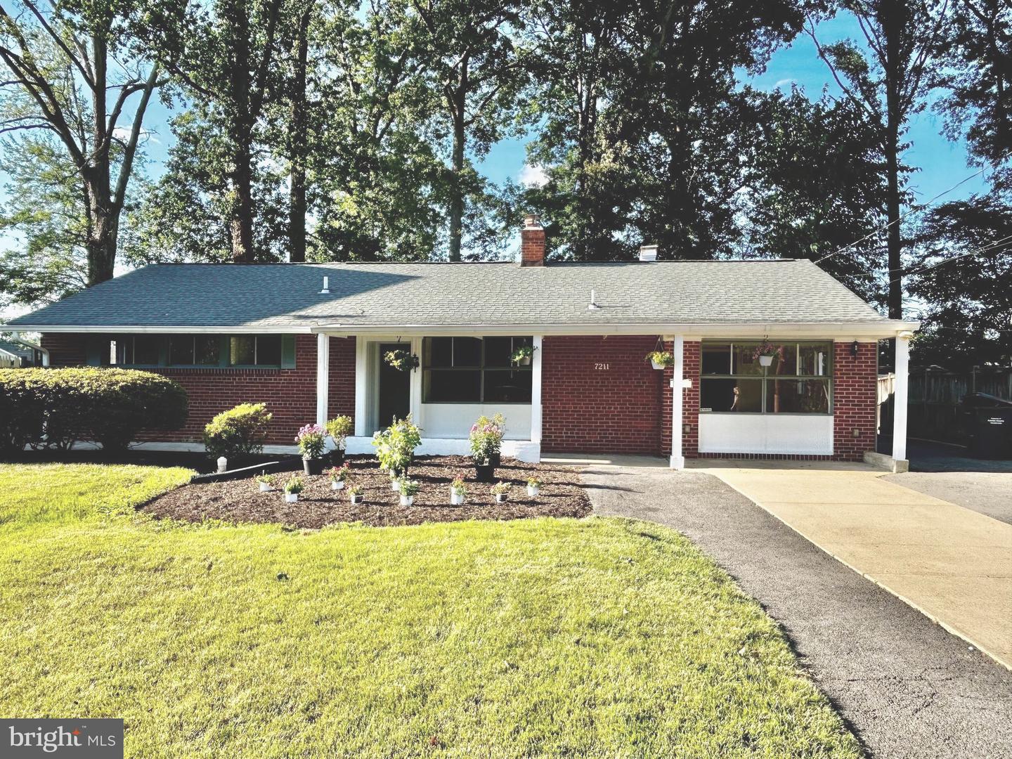 7211 Halifax Place, Springfield