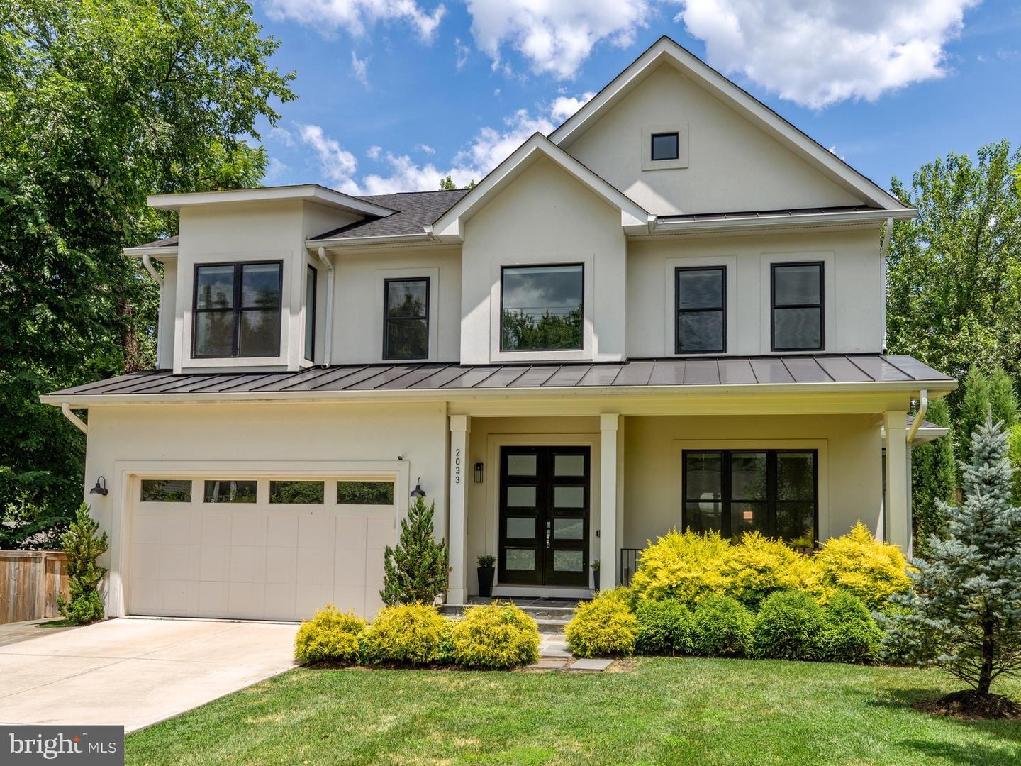 2033 Griffith Road, Falls Church