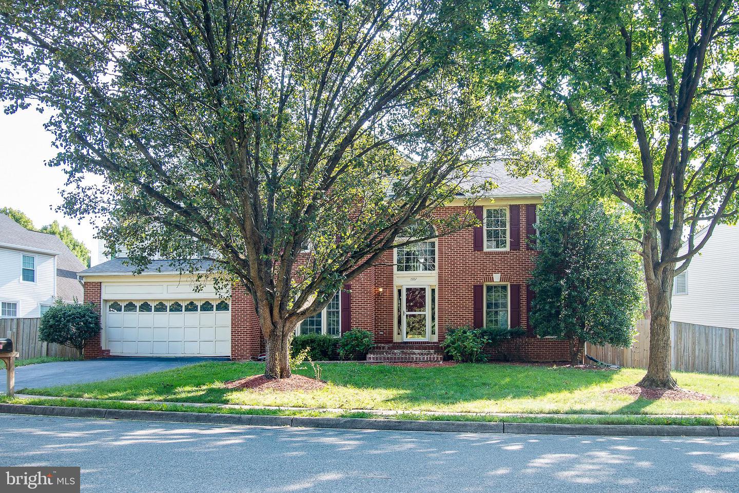 1507 Summerset Place, Herndon