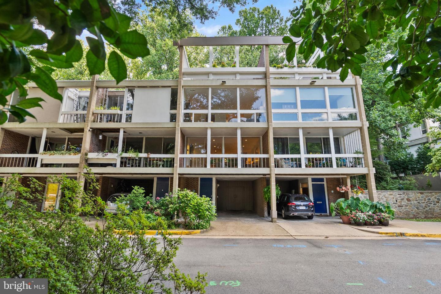 11519 Hickory Cluster, Reston