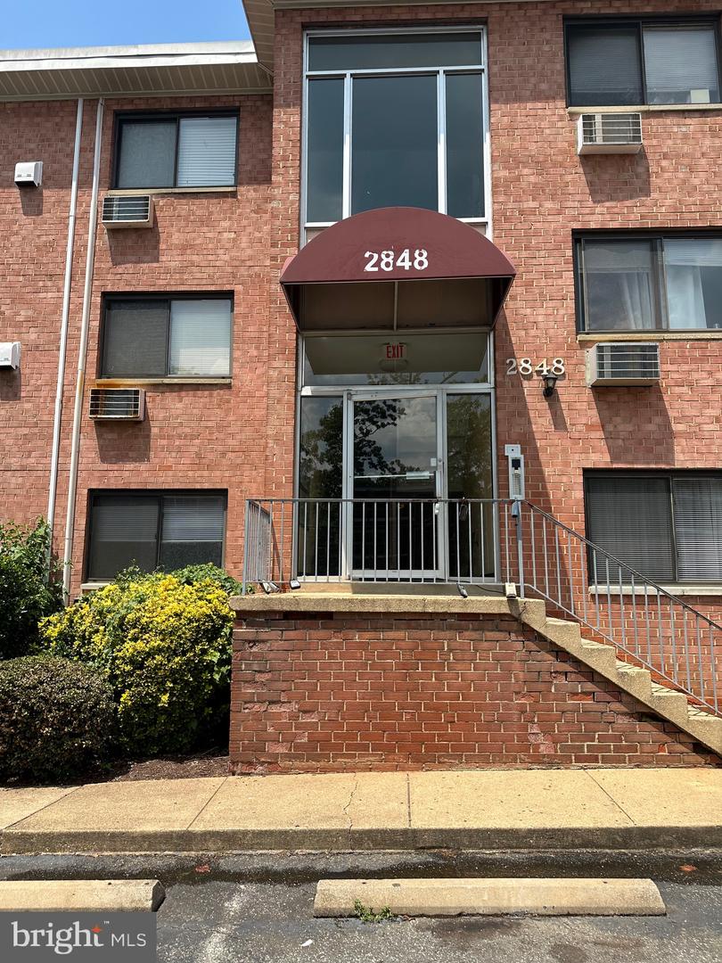 2848 Annandale Rd #126, Falls Church
