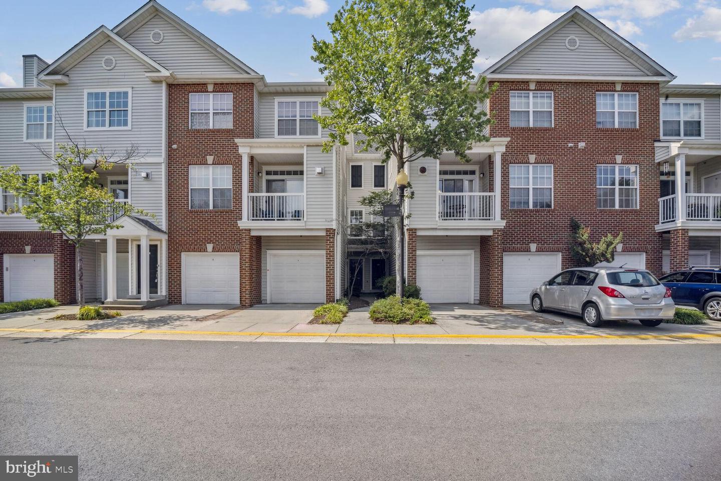 13040 Cabin Creek Road #13040, Herndon