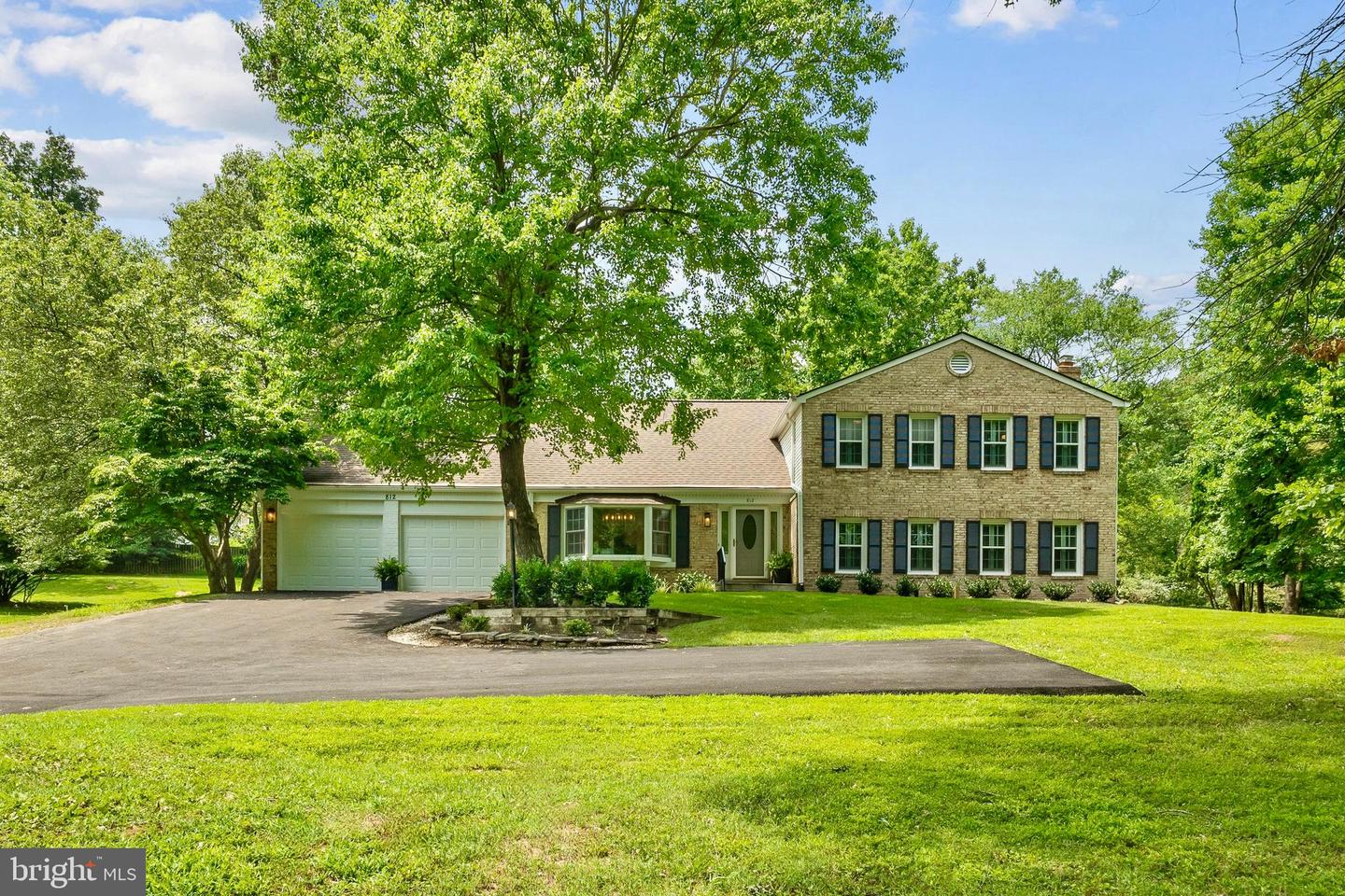 812 Follin Farm Lane, Great Falls