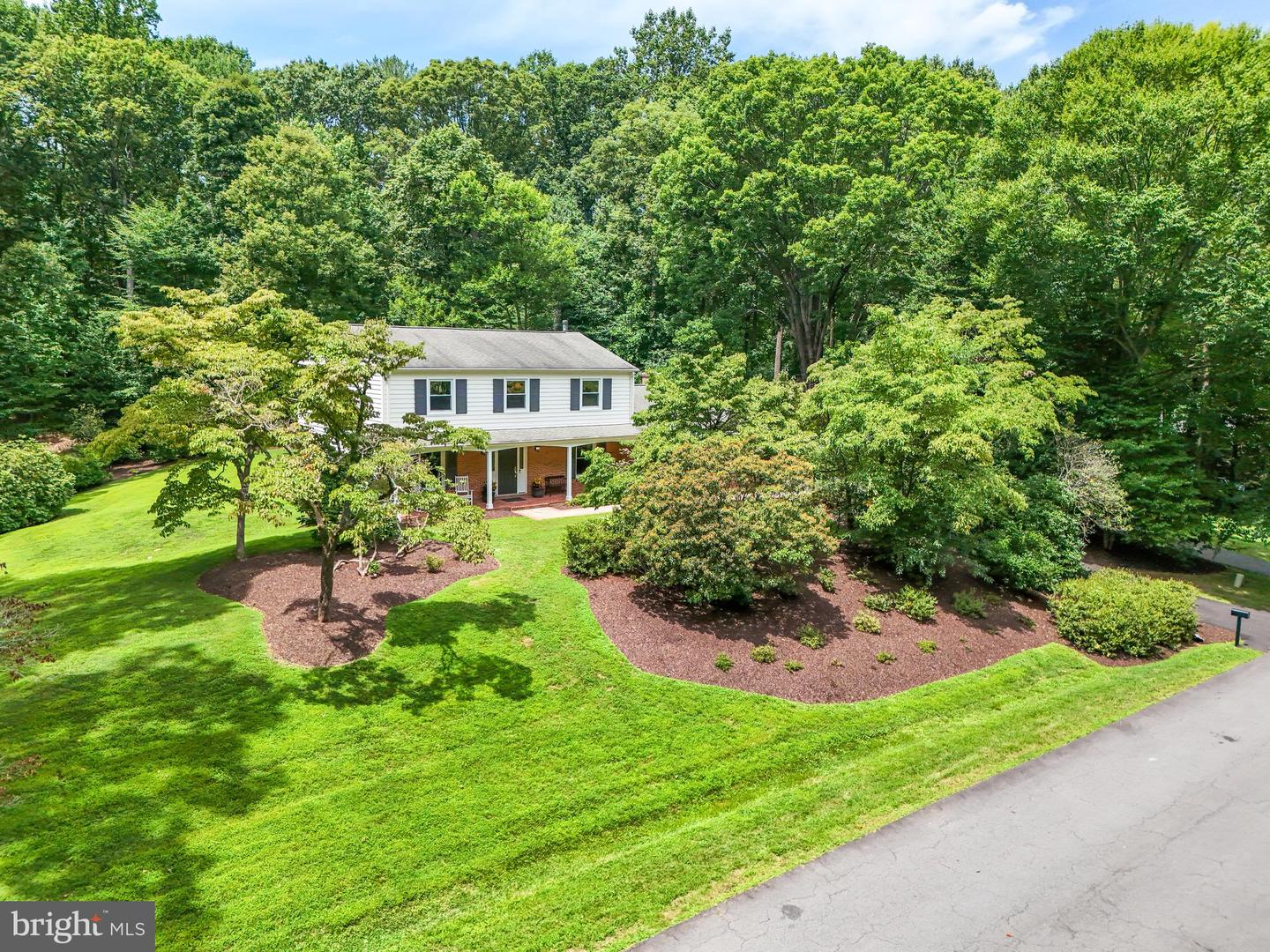 5404 Dranes Tavern Drive, Fairfax