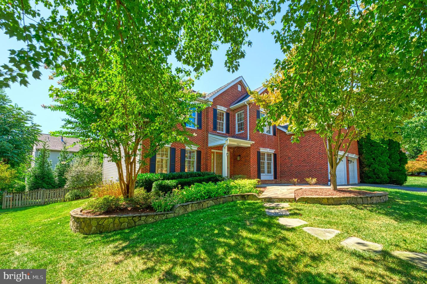 10875 Hunter Gate Way, Reston