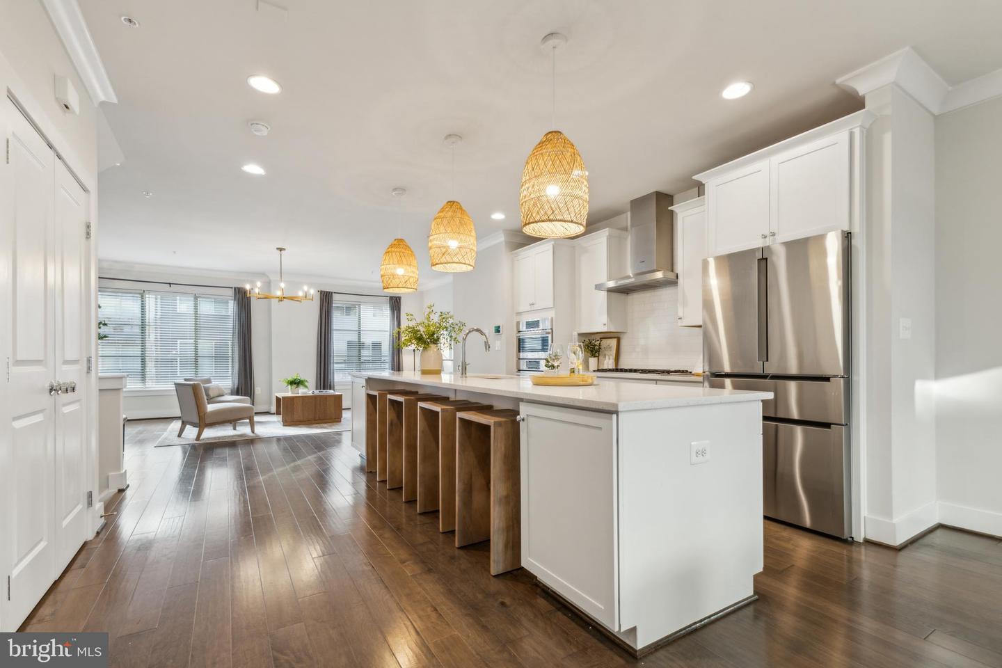 2883 Lowen Valley Road, Alexandria