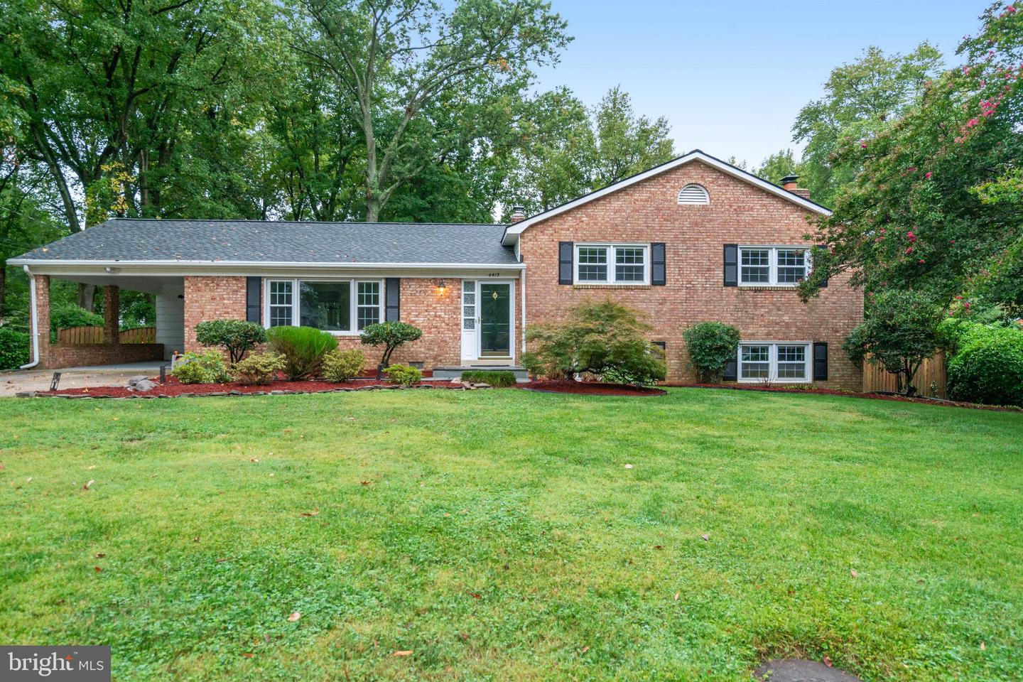 4413 Laurel Road, Alexandria