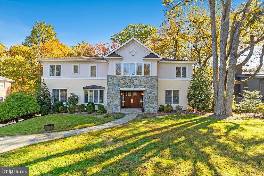 1015 Shipman Lane, Mclean
