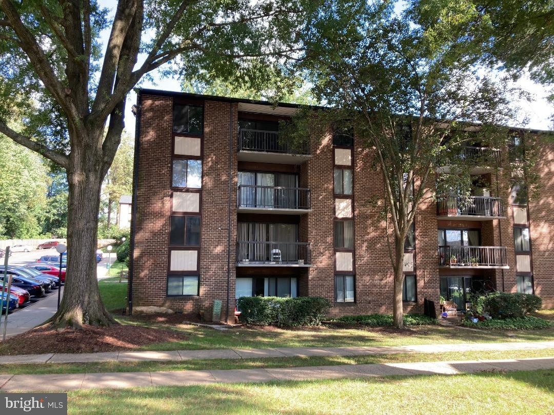 9708 Kingsbridge Drive #303, Fairfax