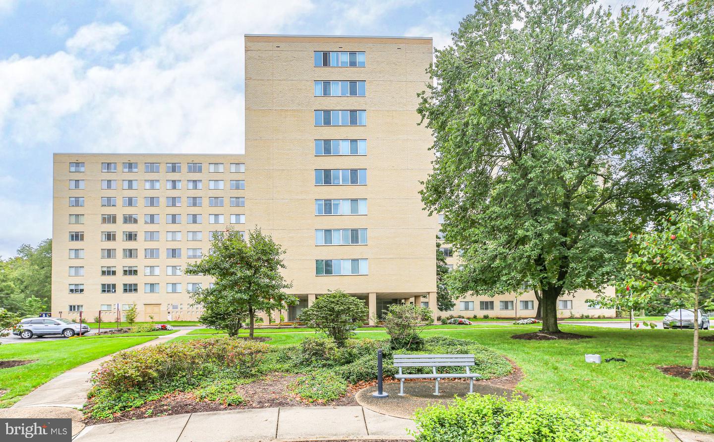 6631 Wakefield Drive #207, Alexandria