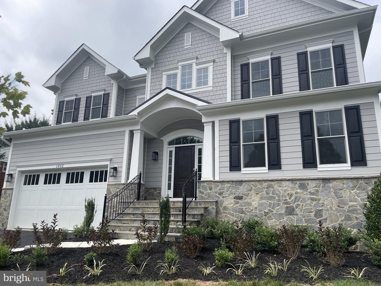 1402 Pathfinder Lane, Mclean