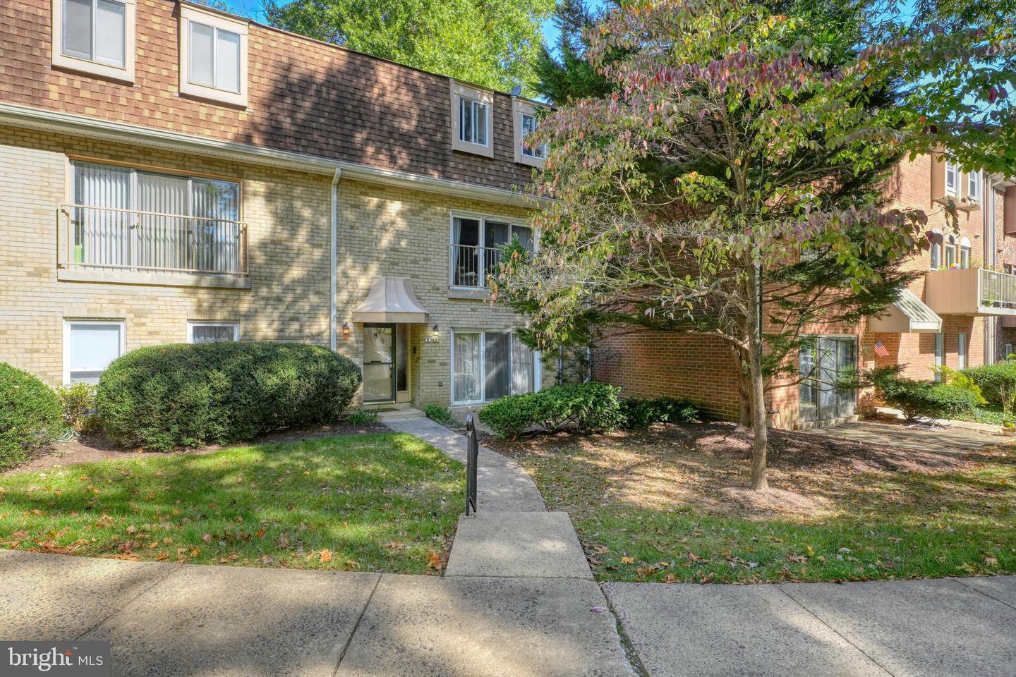3748 Persimmon Circle, Fairfax