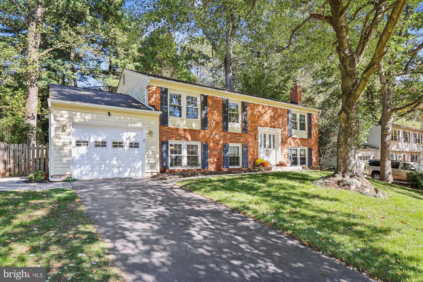 12722 Longleaf Lane, Herndon