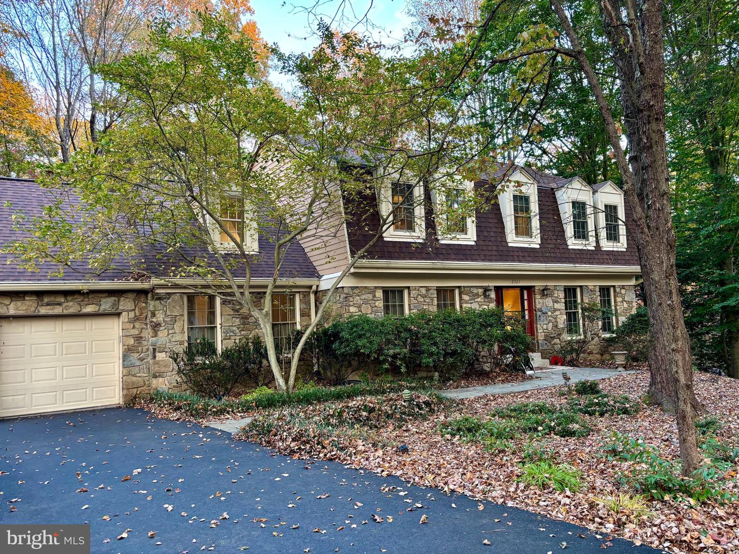 2321 Staley Road, Reston