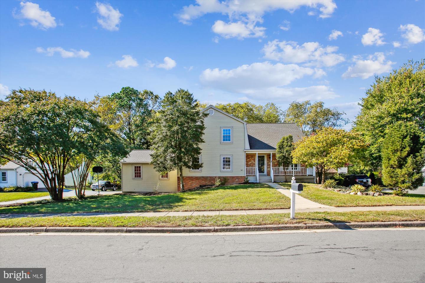 4336 Silas Hutchinson Drive, Chantilly