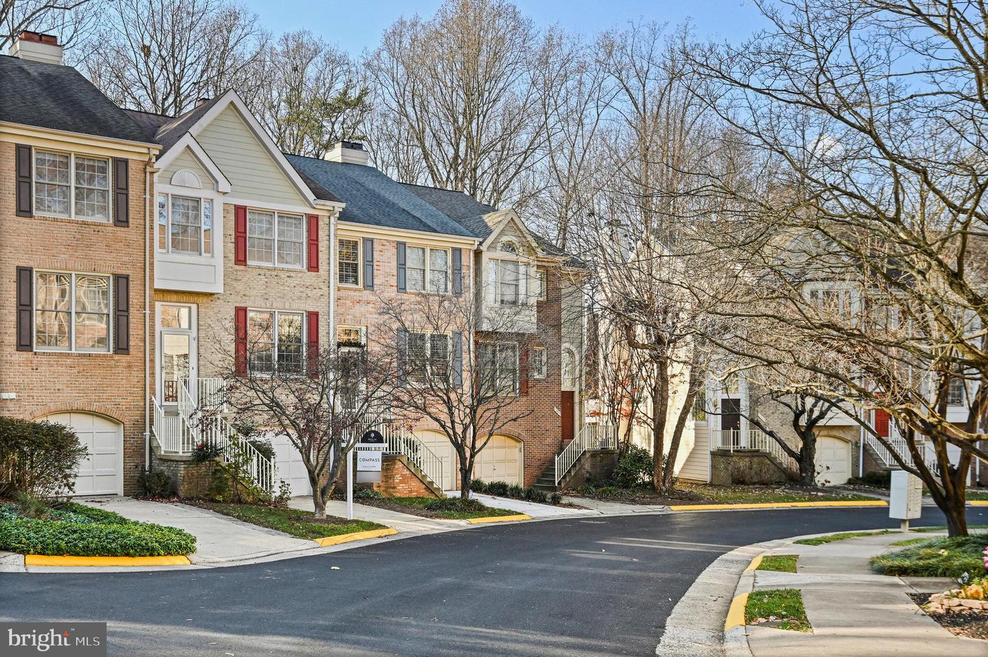 11425 Heritage Oak Court, Reston