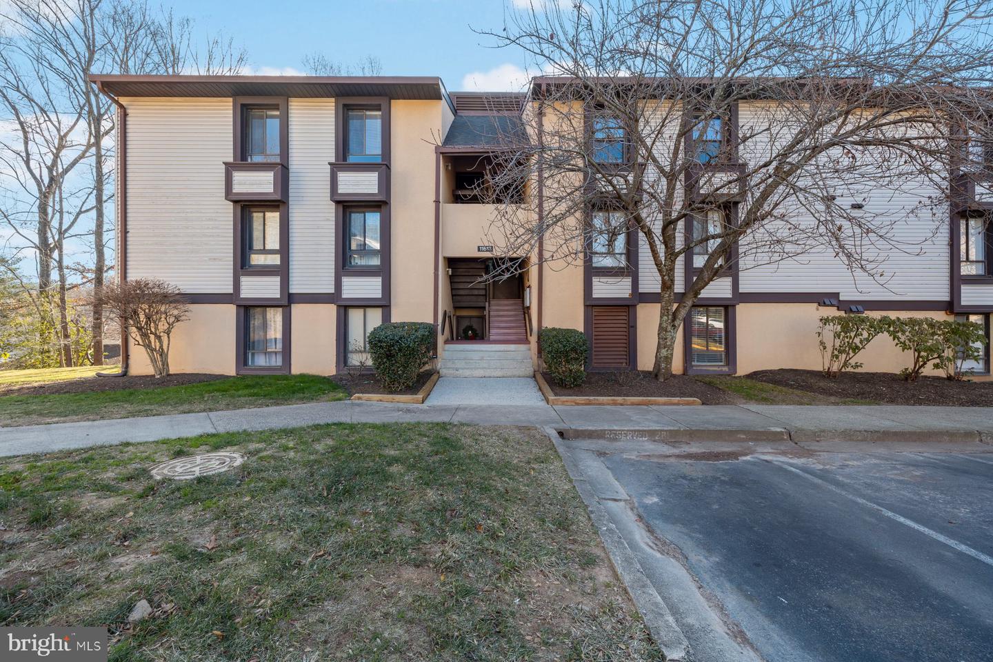 11613 Stoneview Square #21c, Reston