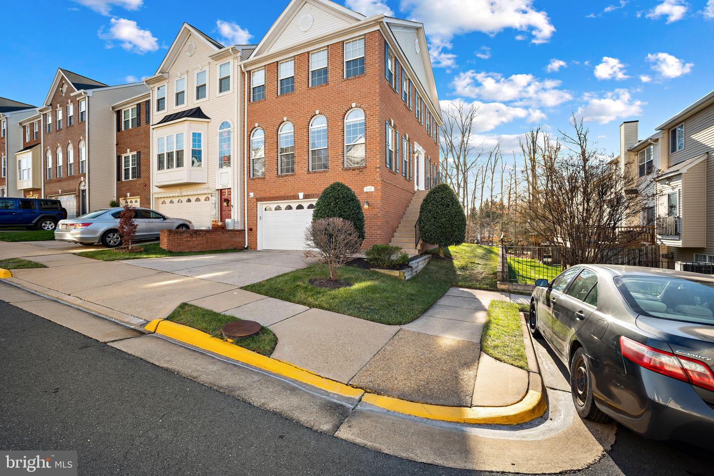 6365 Regal Oak Drive, Springfield