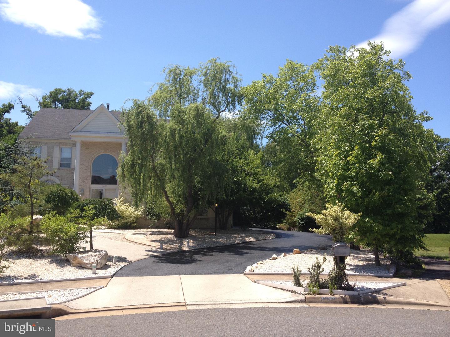 13608 Fernbrook Court, Centreville