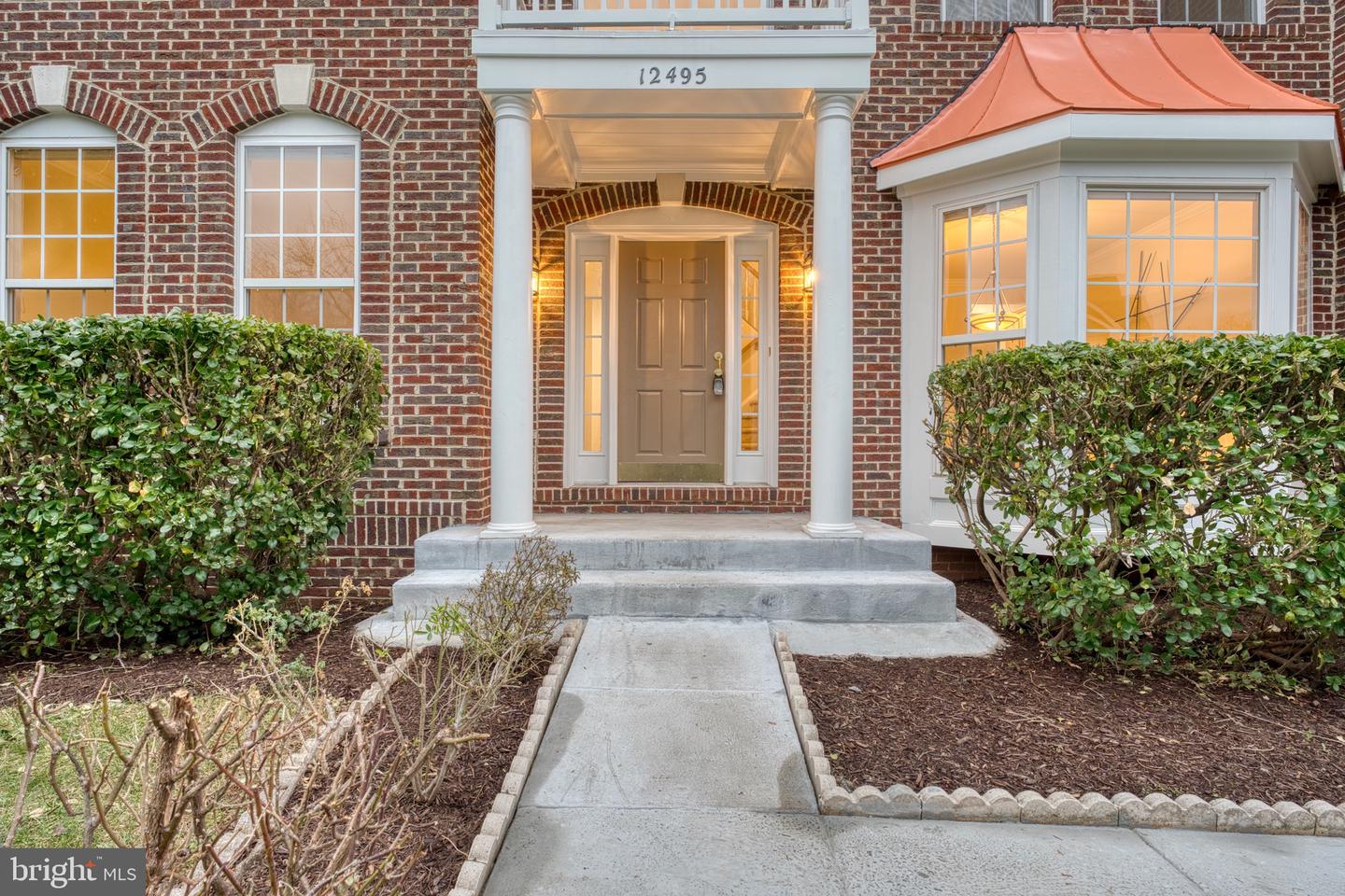 12495 Cliff Edge Drive, Herndon