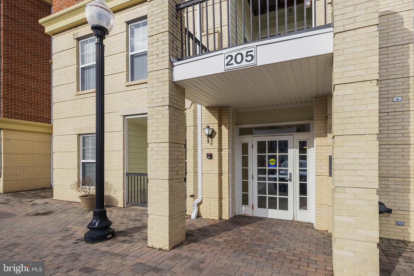 205 Meeting House Station Square #105, Herndon