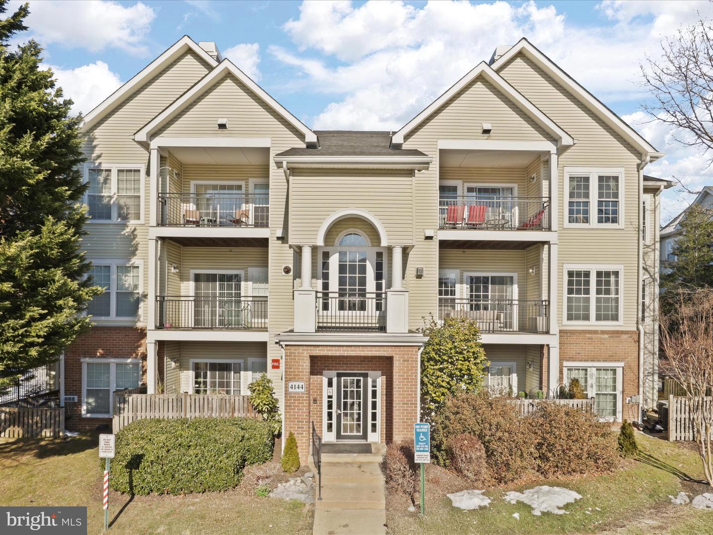 4144 Fountainside Lane #204, Fairfax