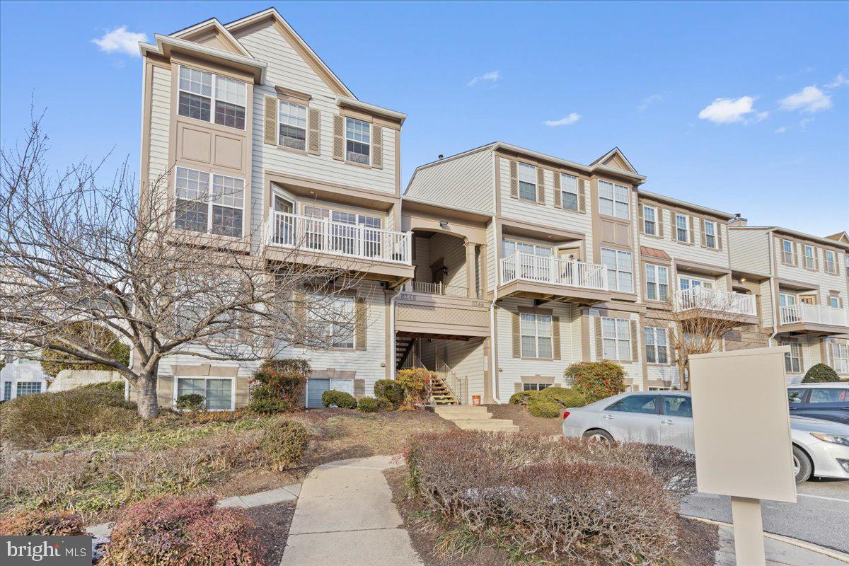 8246 Catbird Circle #101, Lorton