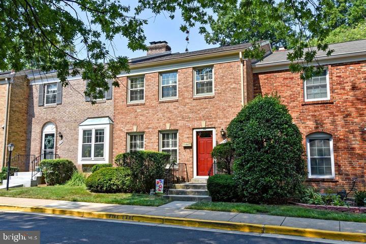 3136 Hartwick Lane, Fairfax
