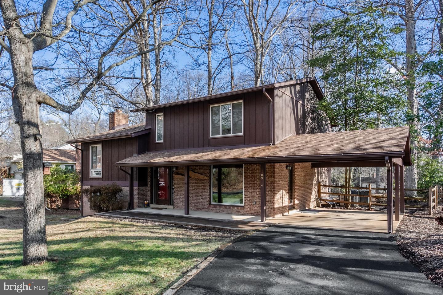 10914 Hunt Club Road, Reston
