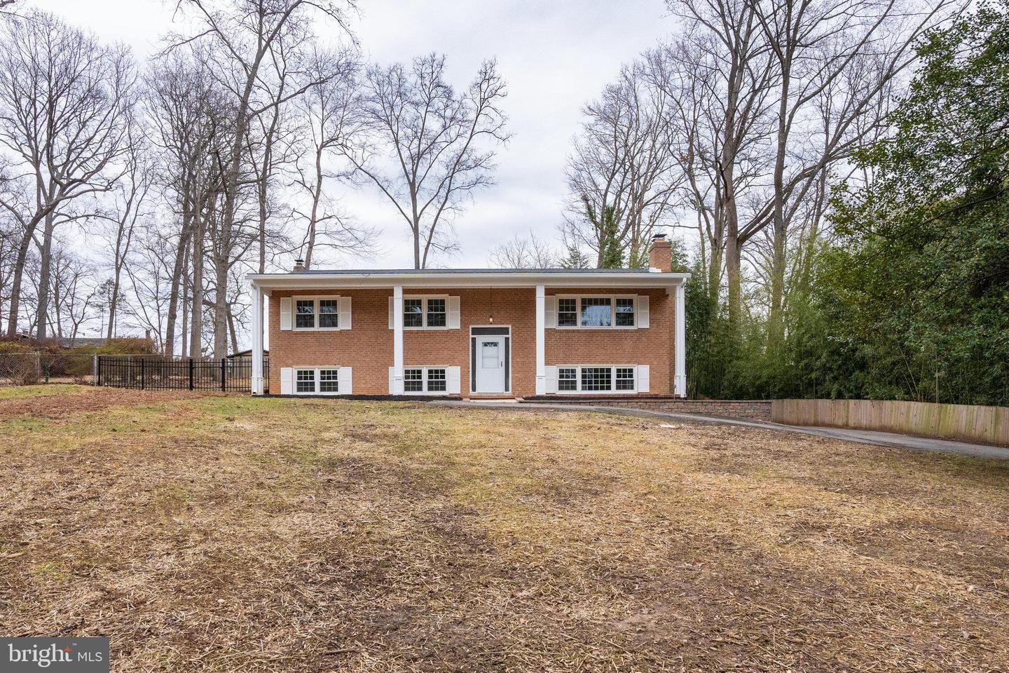 913 Golden Arrow Street, Great Falls