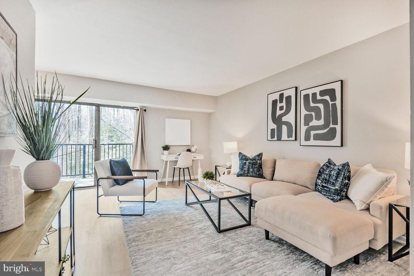 11658 Stoneview Square #12c, Reston