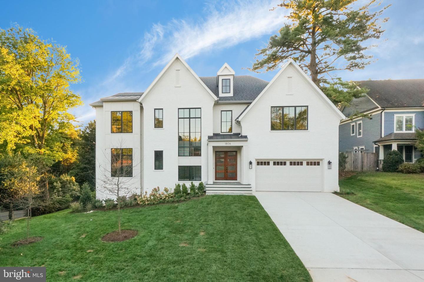 1806 Dumbarton Street, Mclean