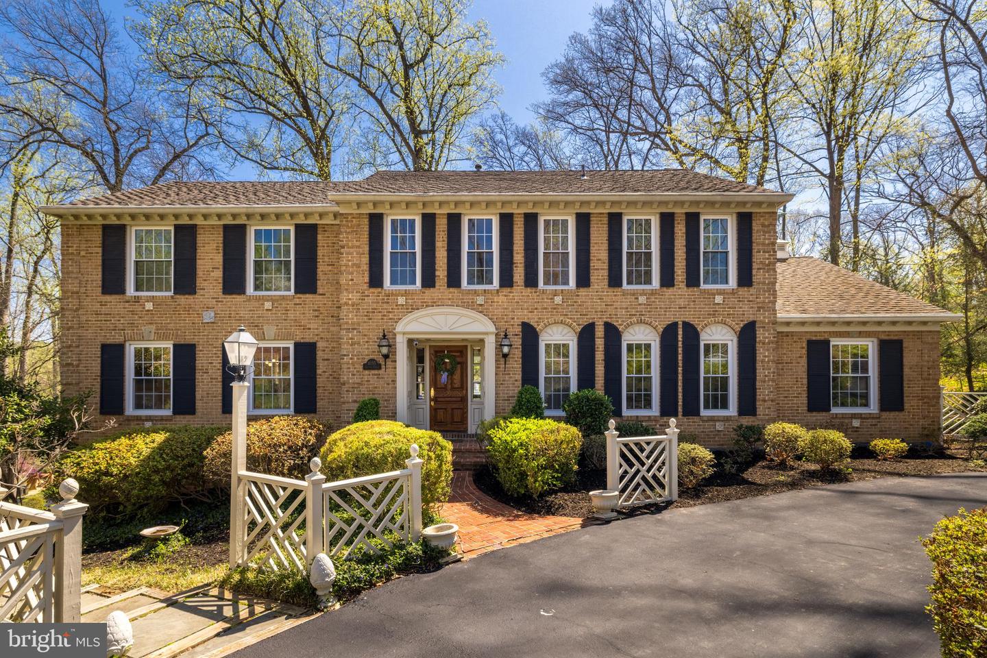 1035 Gelston Circle, Mclean