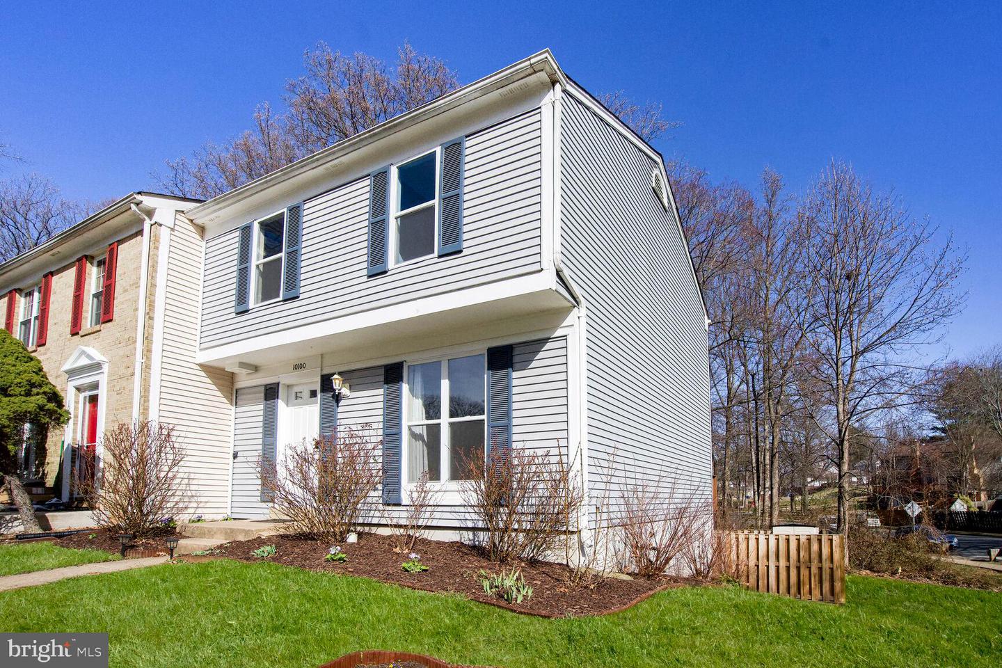 10100 Sassafras Woods Court, Burke