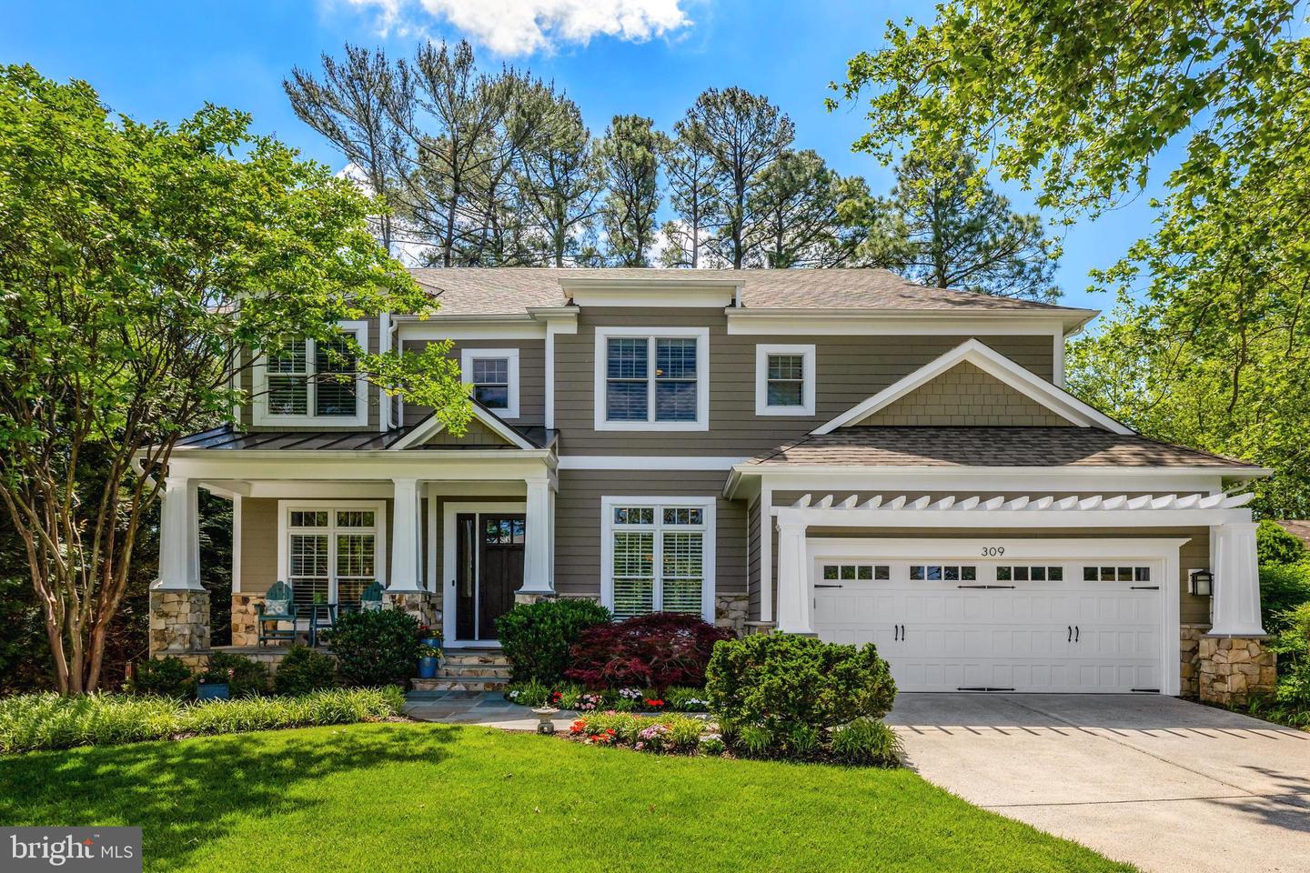 309 Charles Street SE, Vienna
