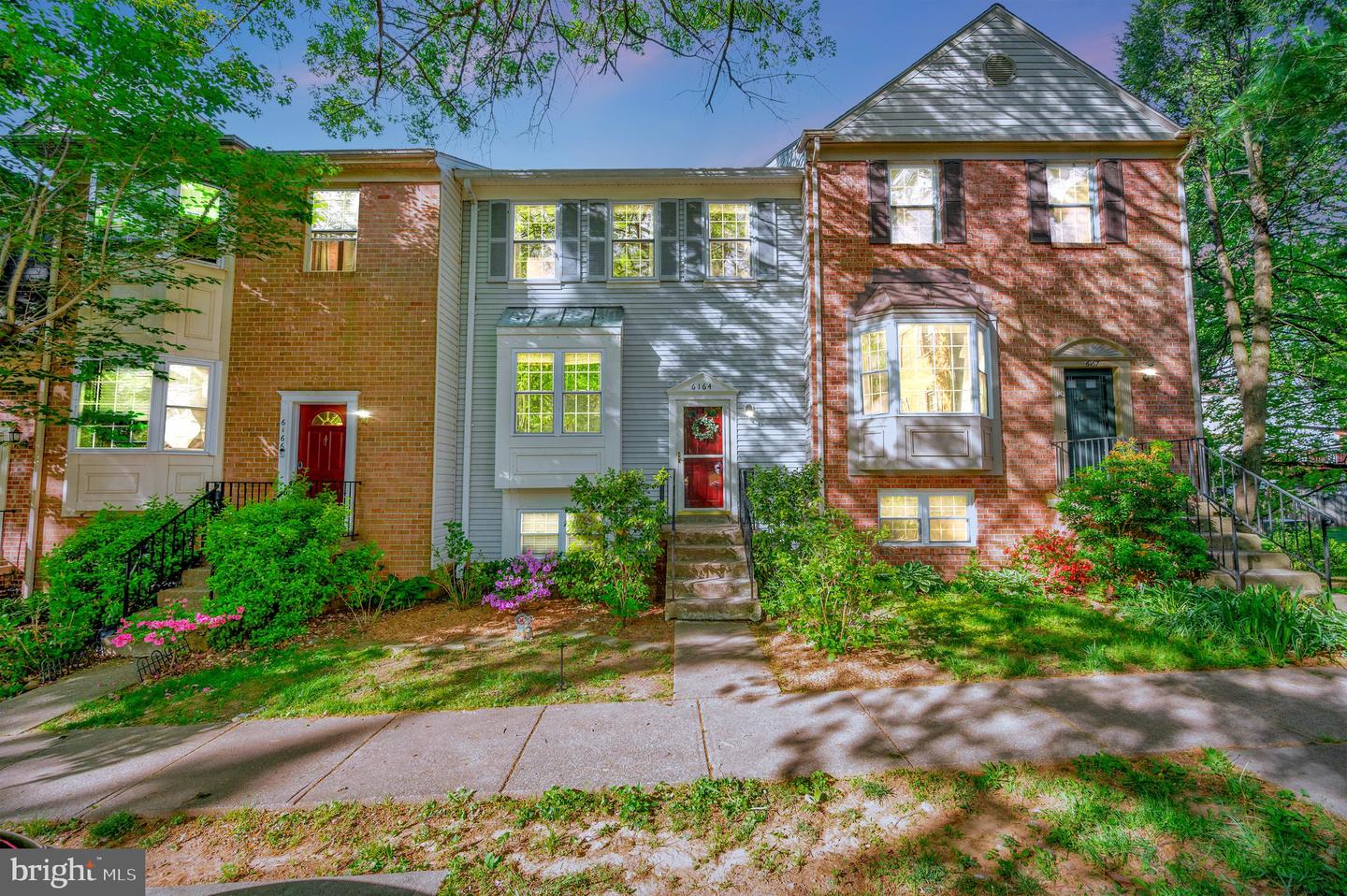 6164 Forest Creek Court, Springfield