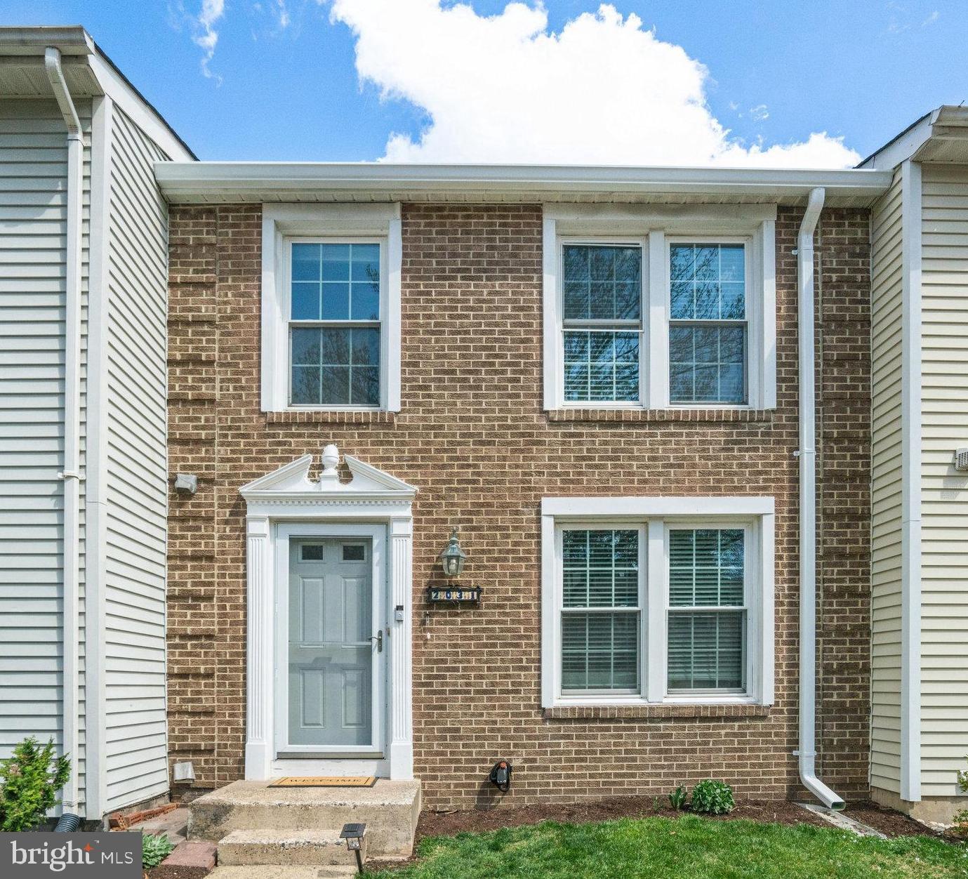2031 Brooks Square Place, Falls Church