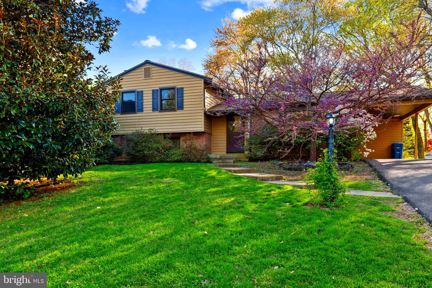 4728 Redfern Court, Annandale
