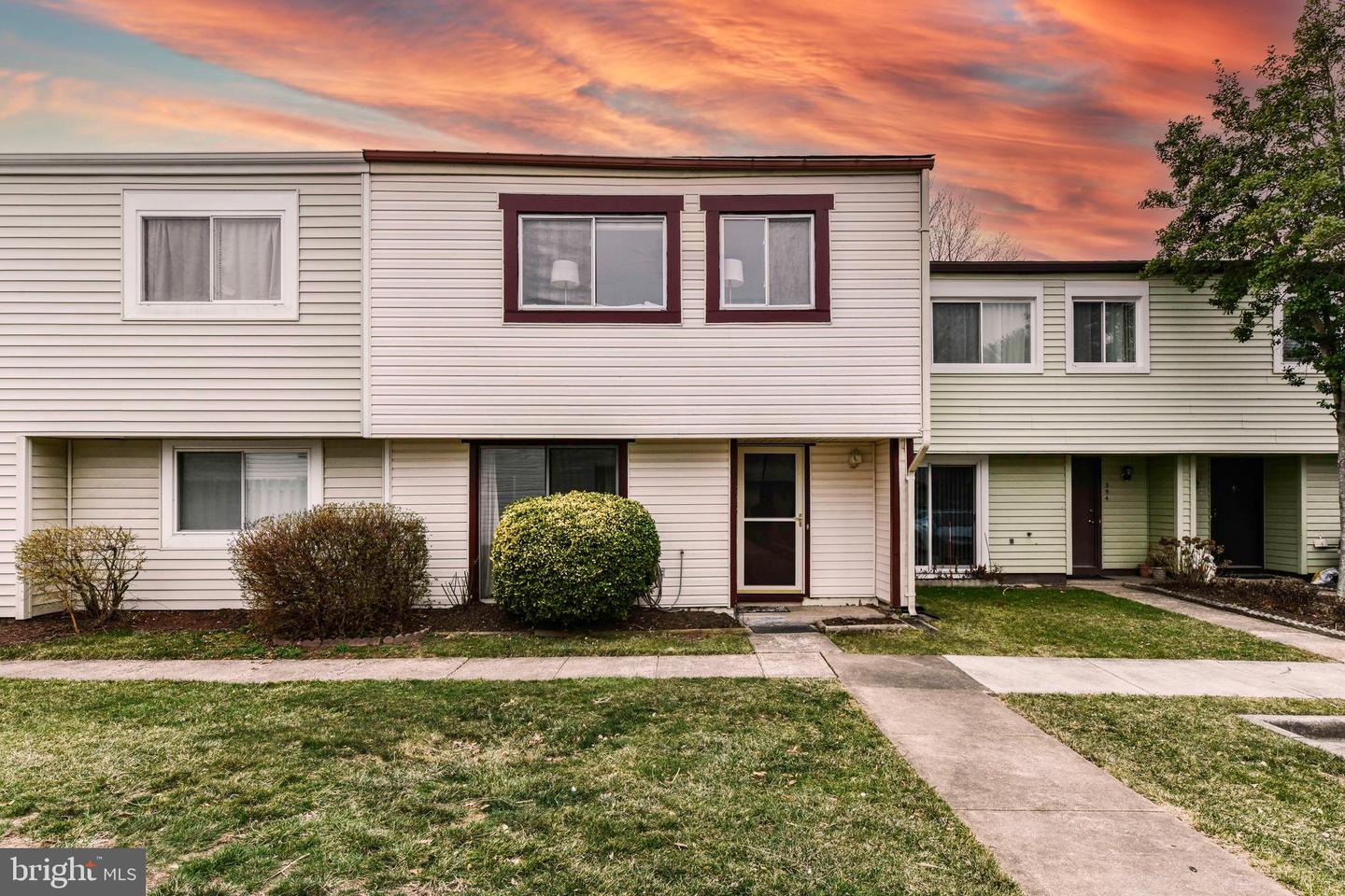 356 Juniper Court, Herndon