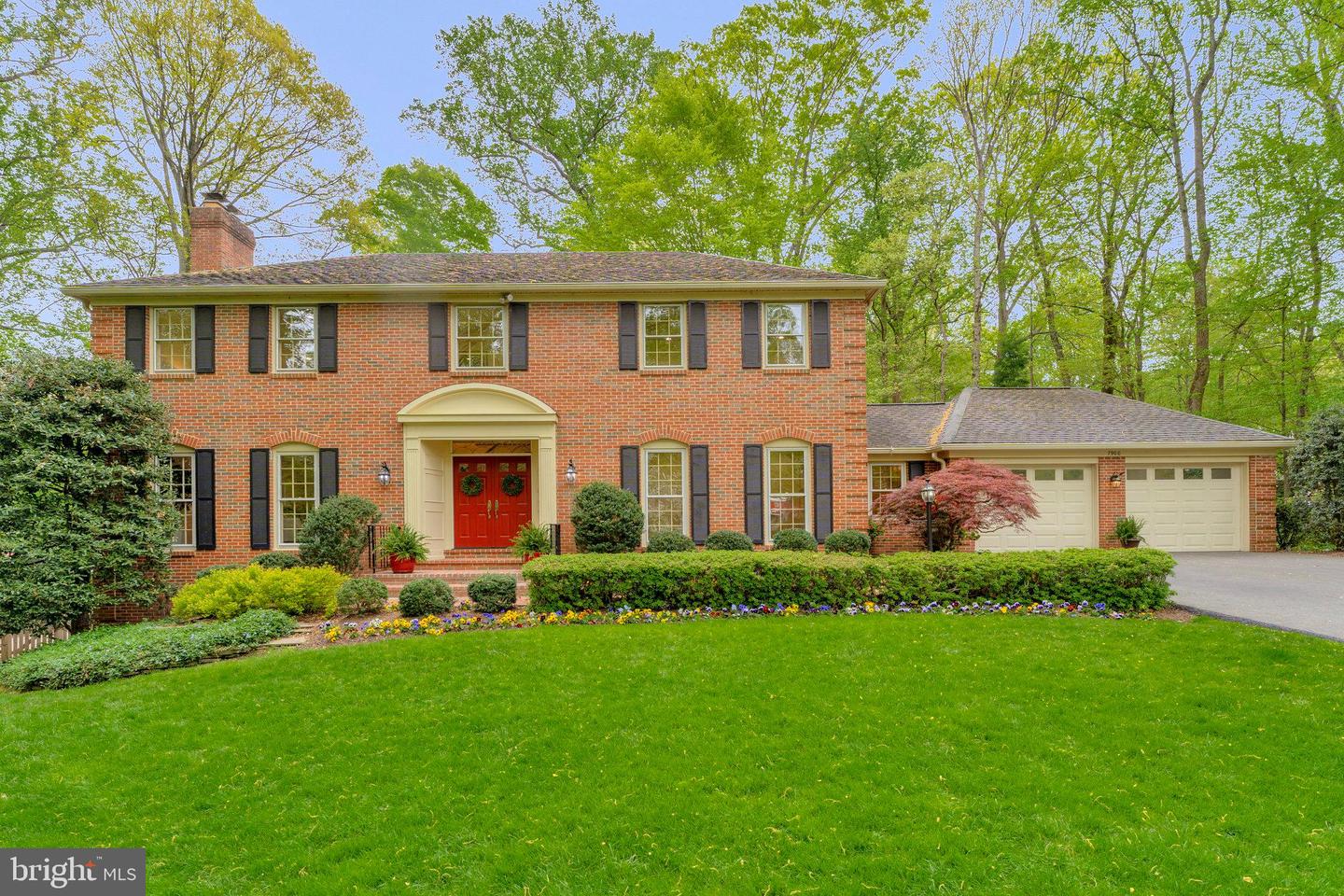 7900 Old Cedar Court, Mclean