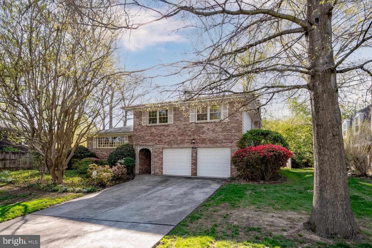 7508 Milway Drive, Alexandria