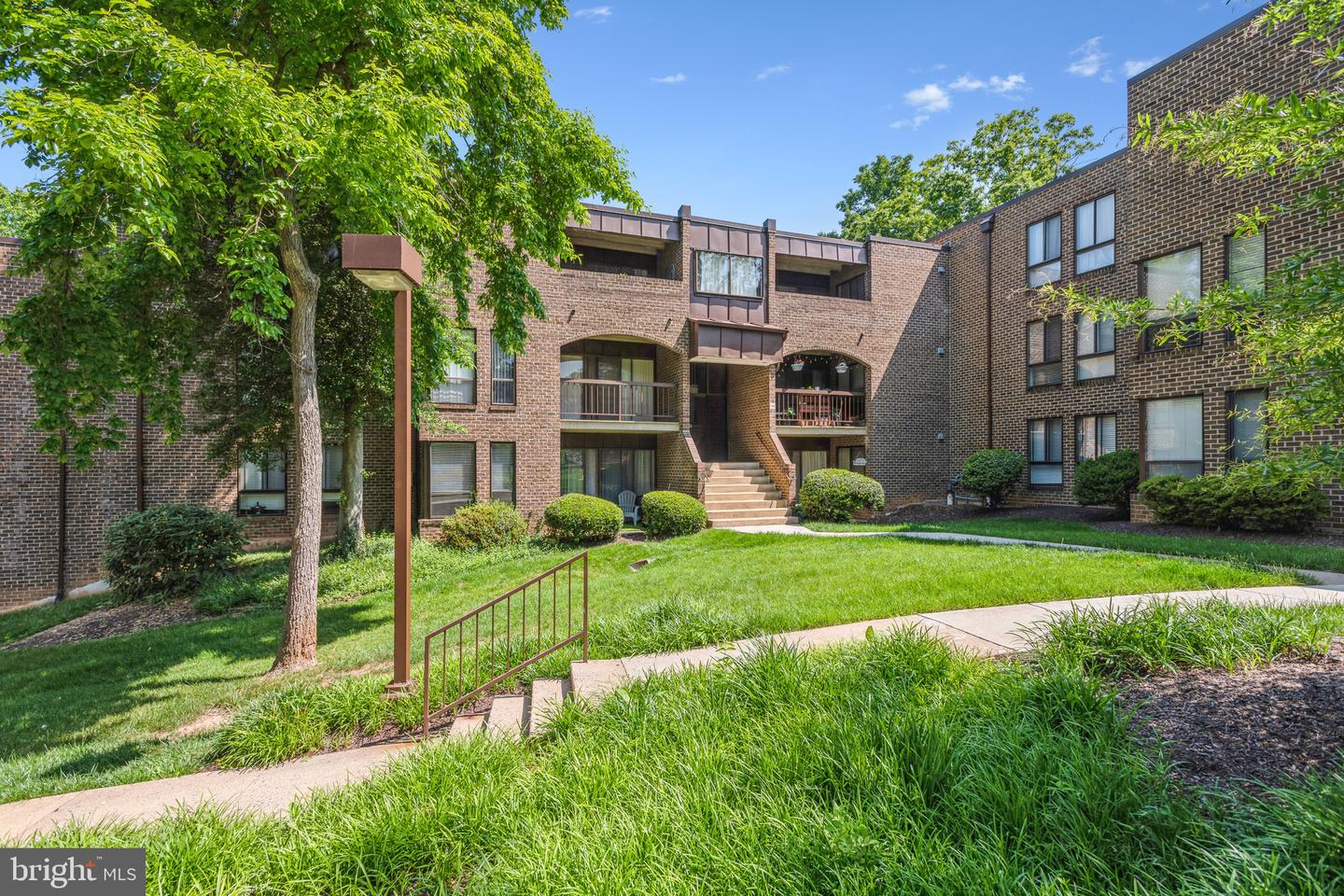 11212 Chestnut Grove Square #313, Reston