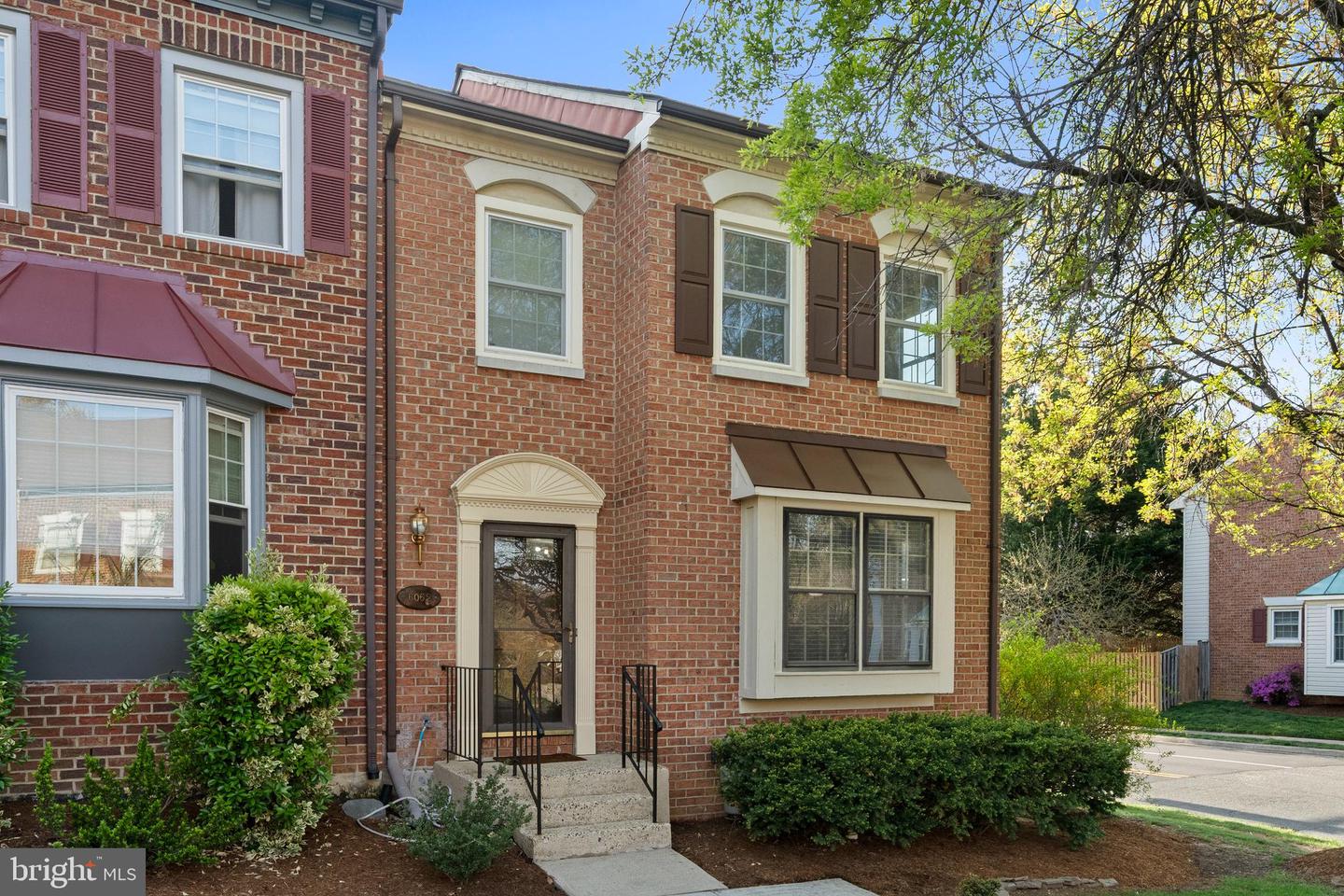 6062 Estates Drive, Alexandria