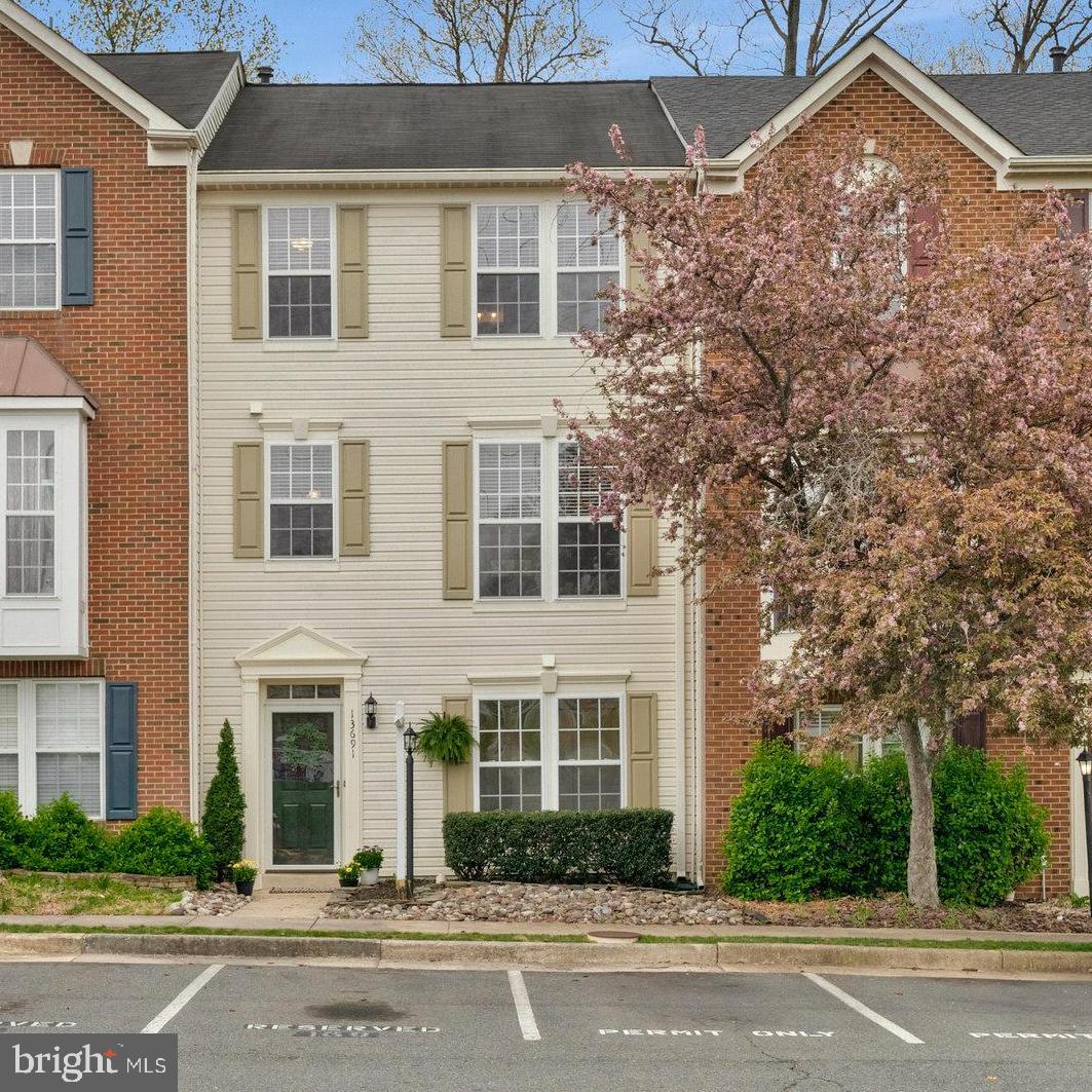 13691 Saint Johns Wood Place, Herndon